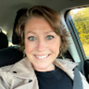 Meet your Posher, Christy